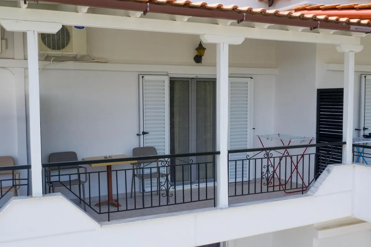 Milies Apartments Stavros
